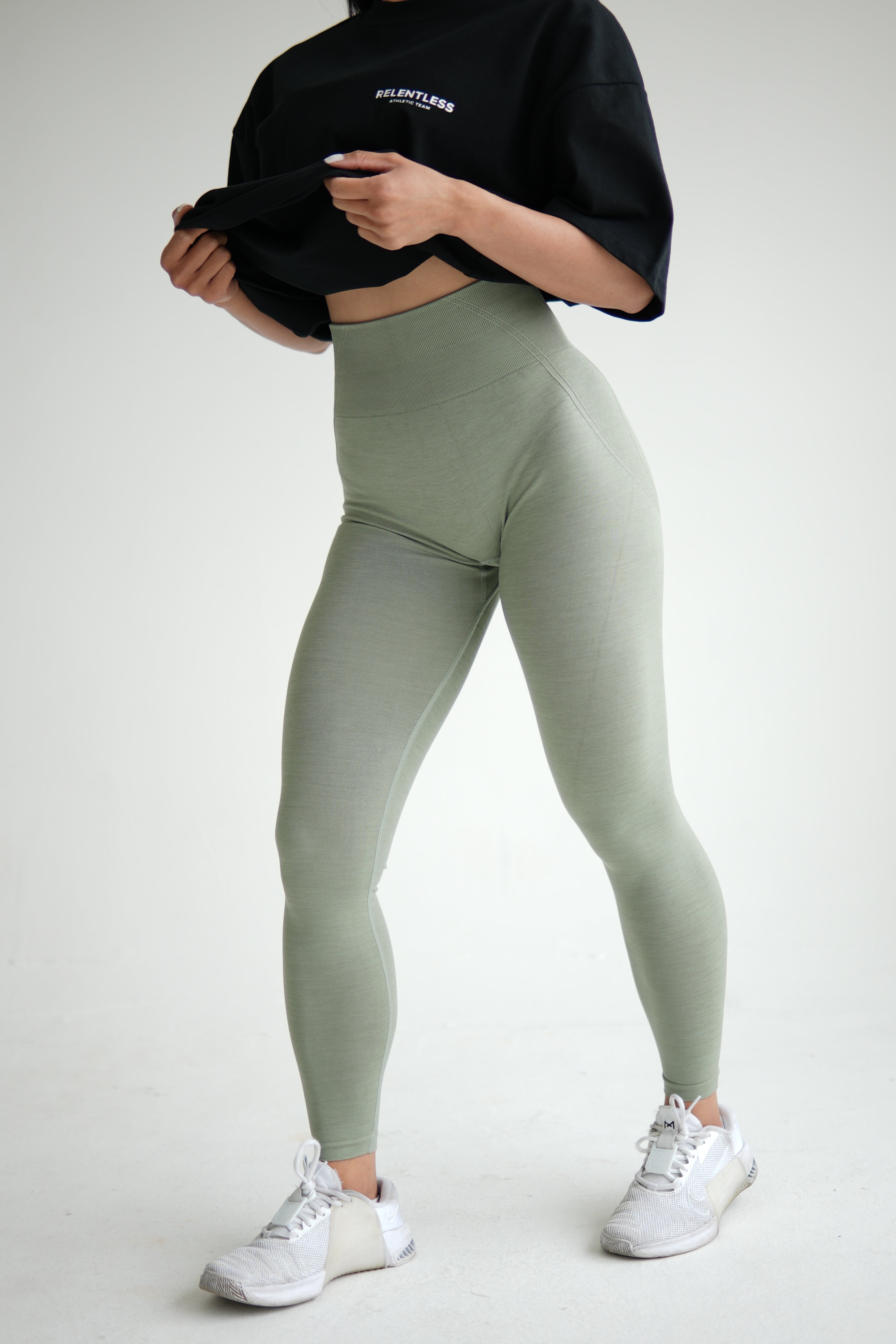 DSC09838_3072x.jpg?v=1715447071